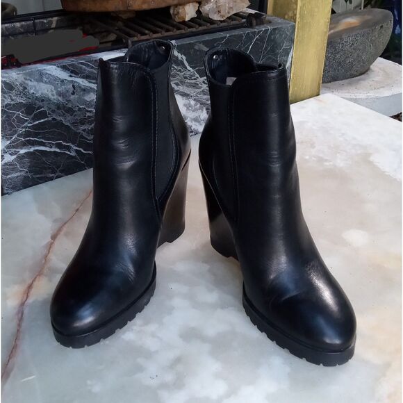 Michael Kors Thea Wedge Boot Women's sz. 8.5 - Picture 1 of 12